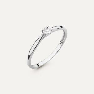 Dune / 1.08ct Oval Diamond 4 Claw Solitaire